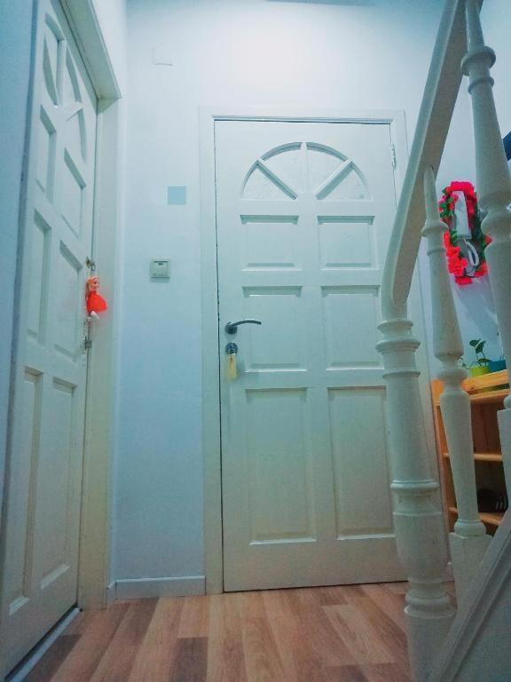 Cozy Rooms With Share The Bathroom And Kitchen Βρυξέλλες Εξωτερικό φωτογραφία